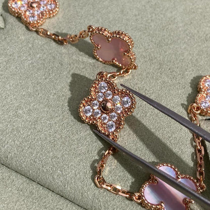 [Cadisa]CLOVER 10 MOTIFS DIAMOND PINK MOP NECKLACE