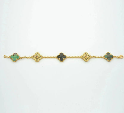 [Cadisa] CLOVER 5 MOTIF GRAY MOP BRACELET COLLECTION
