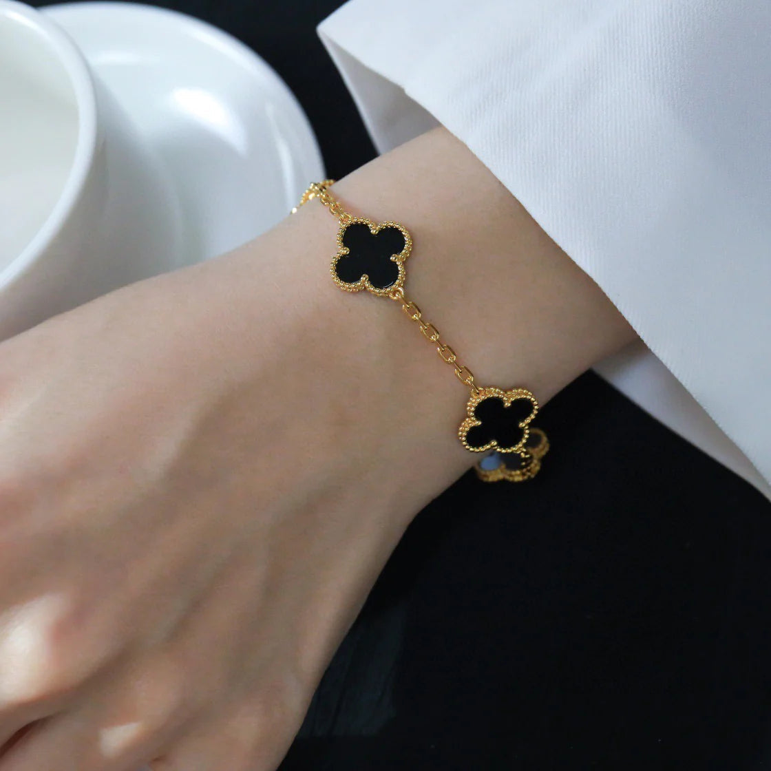 [Cadisa] CLOVER 5 MOTIF ONYXS BRACELET COLLECTION