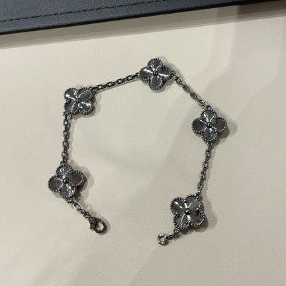 [Cadisa JEWELRY]CLOVER 5 MOTIF BLACK BRACELET