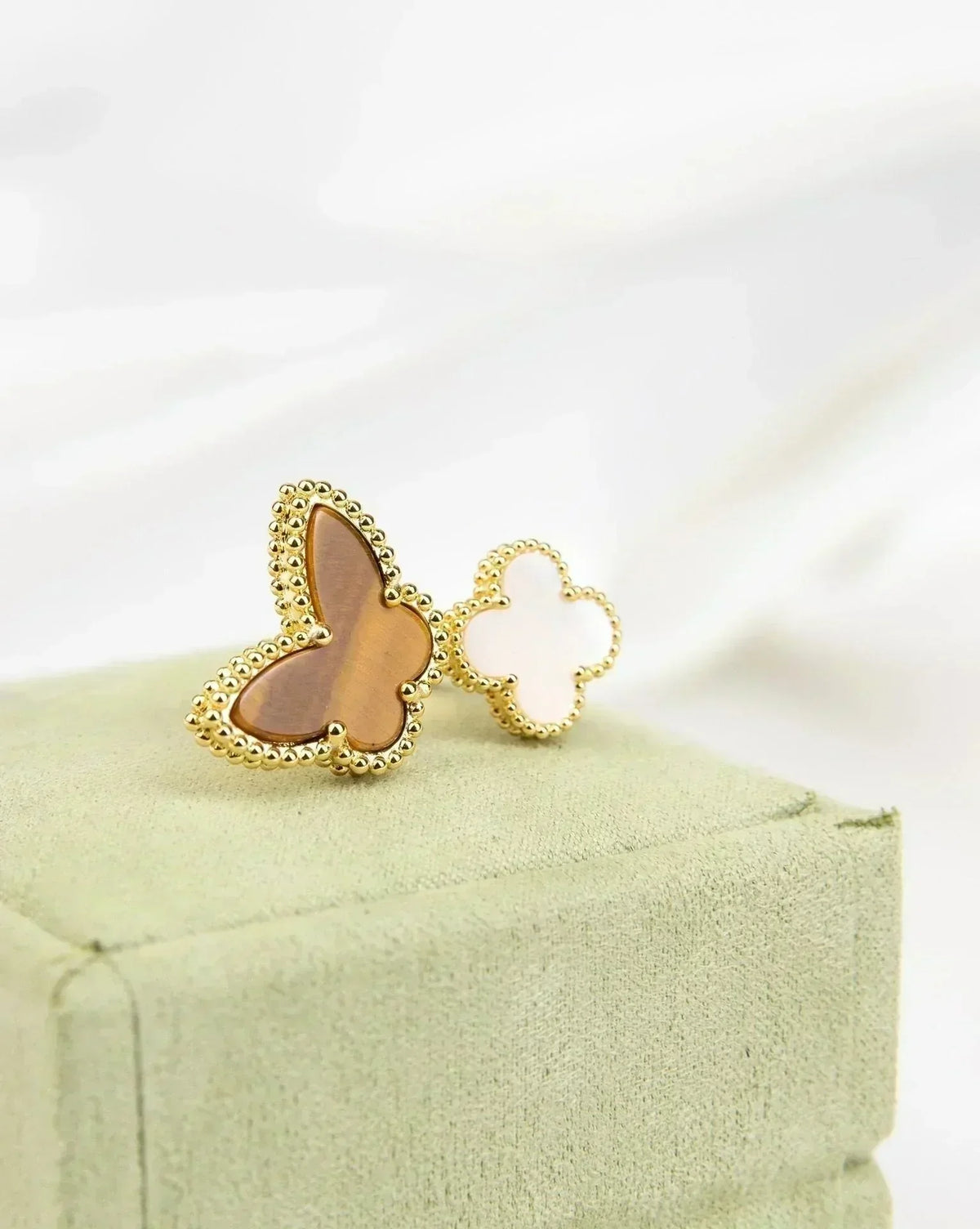 [Cadisa]LUCKY BETWEEN THE FINGER RING