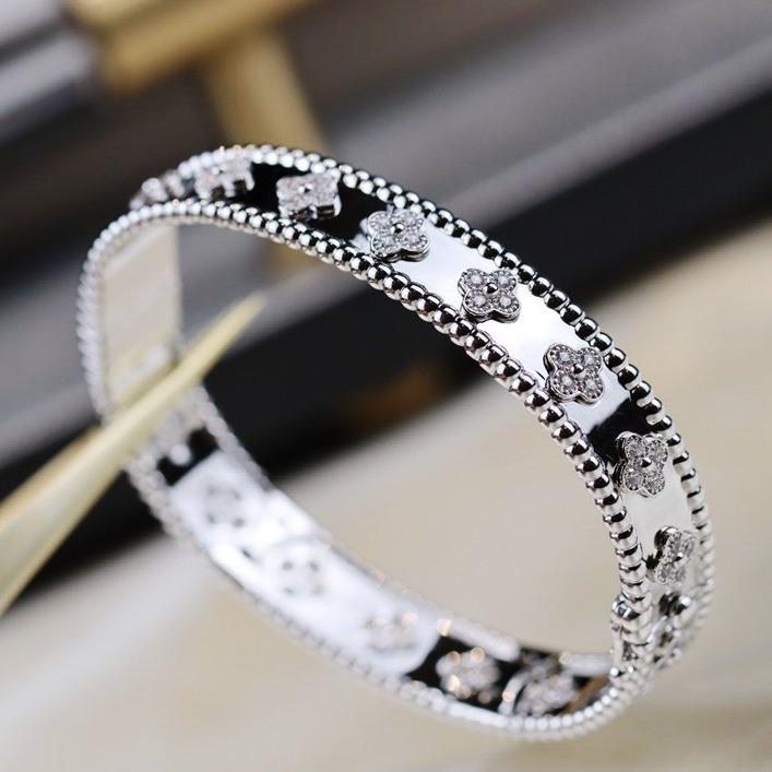 [Cadisa]CLOVER BRACELET 8MM DIAMONDS