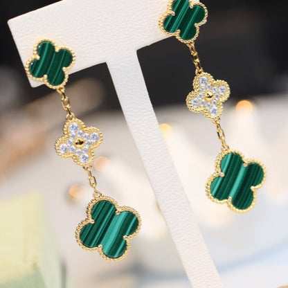 [Cadisa]CLOVER EARRINGS GOLD MALACHITE DIAMOND 3 MOTIF