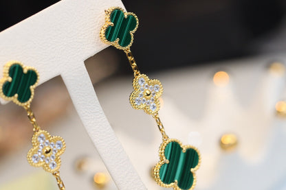 [Cadisa]CLOVER EARRINGS GOLD MALACHITE DIAMOND 3 MOTIF