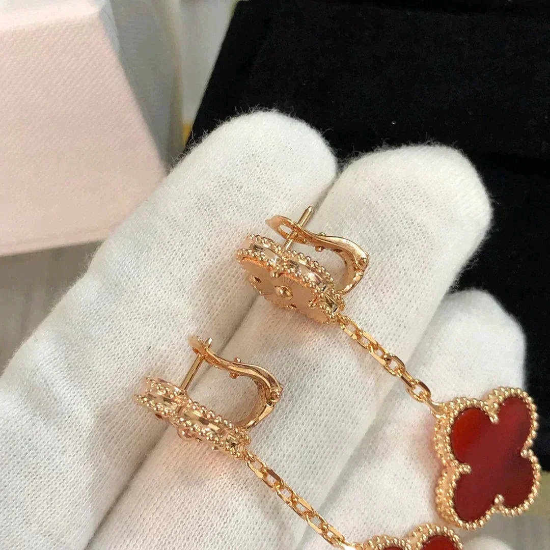 [Cadisa]CLOVER 2 MOTIF  LASER CARNELIAN EARRINGS