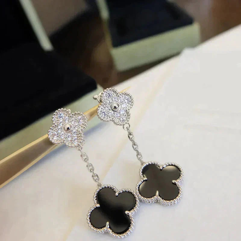 [Cadisa]CLOVER 2 MOTIFS  DIAMOND ONYX EARRINGS SILVER