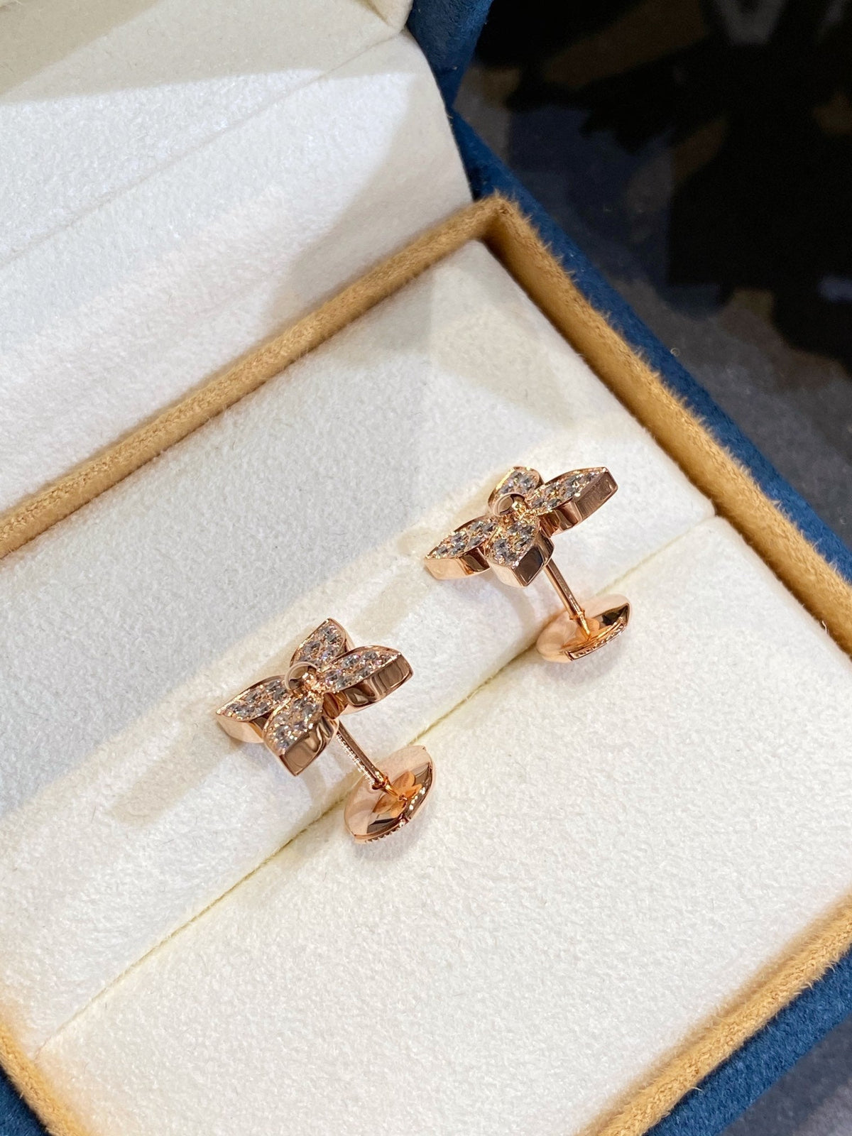 [Cadisa]STAR DIAMOND EARRINGS