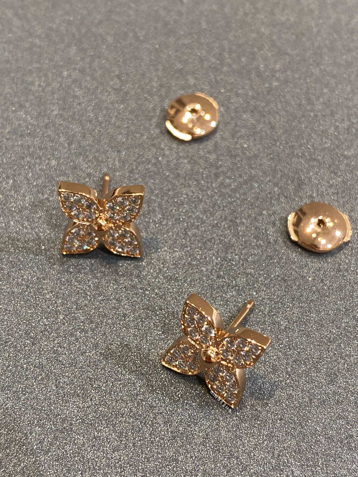 [Cadisa]STAR DIAMOND EARRINGS