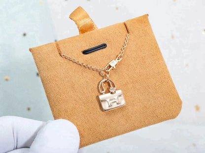 [Cadisa]AMULETTE PEDANT ROSE GOLD NECKLACE