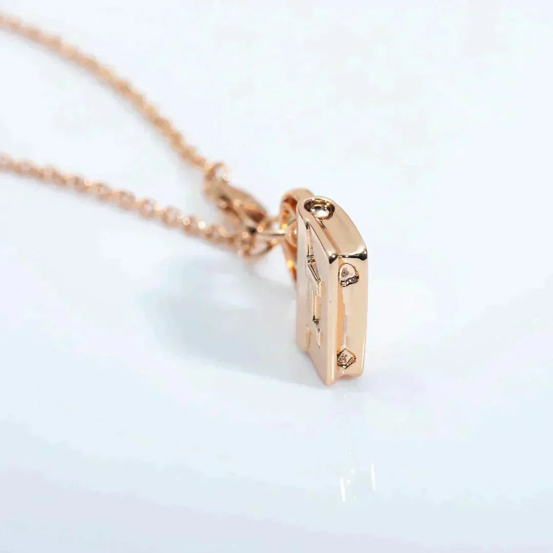 [Cadisa]AMULETTE PEDANT ROSE GOLD NECKLACE