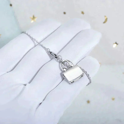[Cadisa]AMULETTE PEDANT SILVER NECKLACE