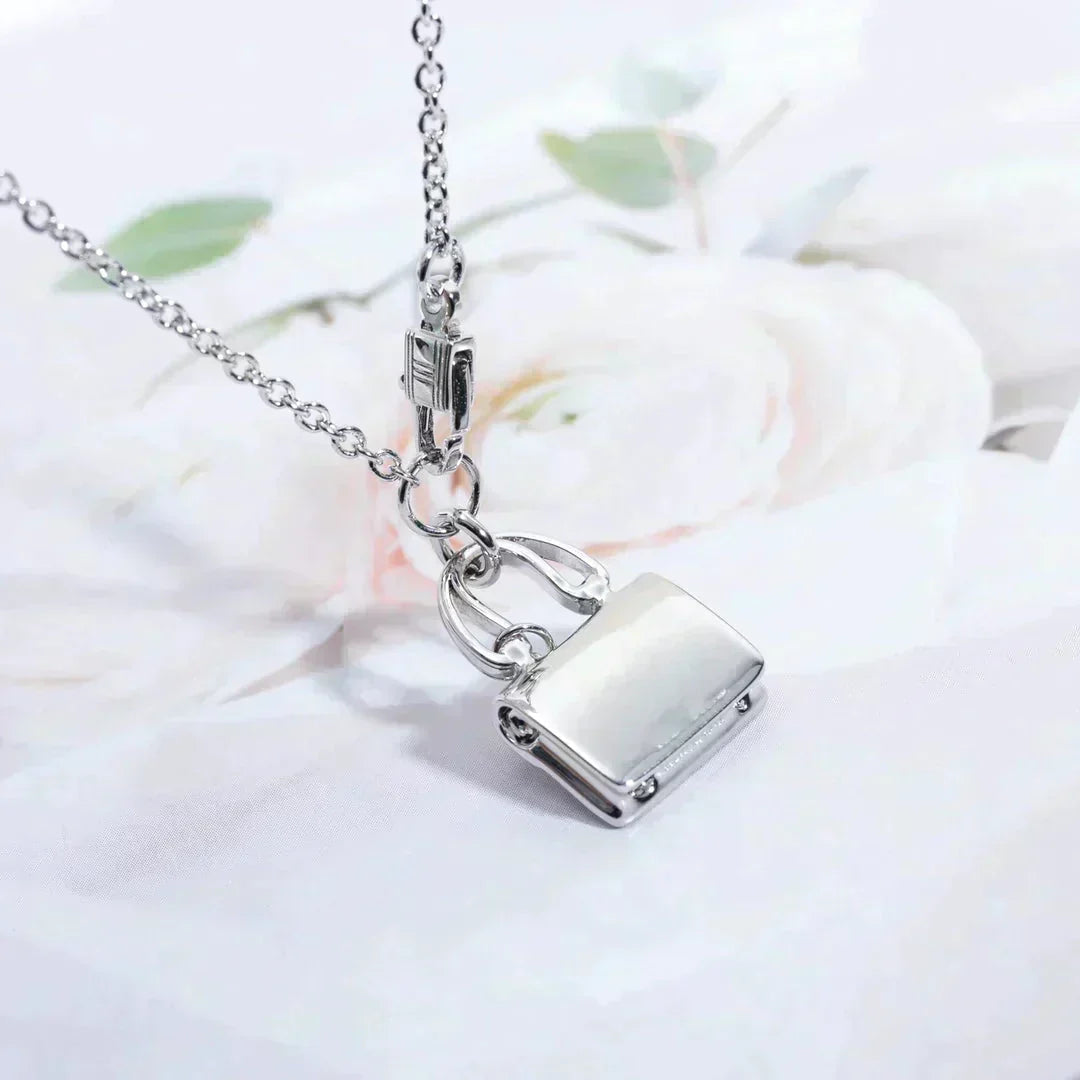 [Cadisa]AMULETTE PEDANT SILVER NECKLACE