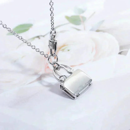 [Cadisa]AMULETTE PEDANT SILVER NECKLACE