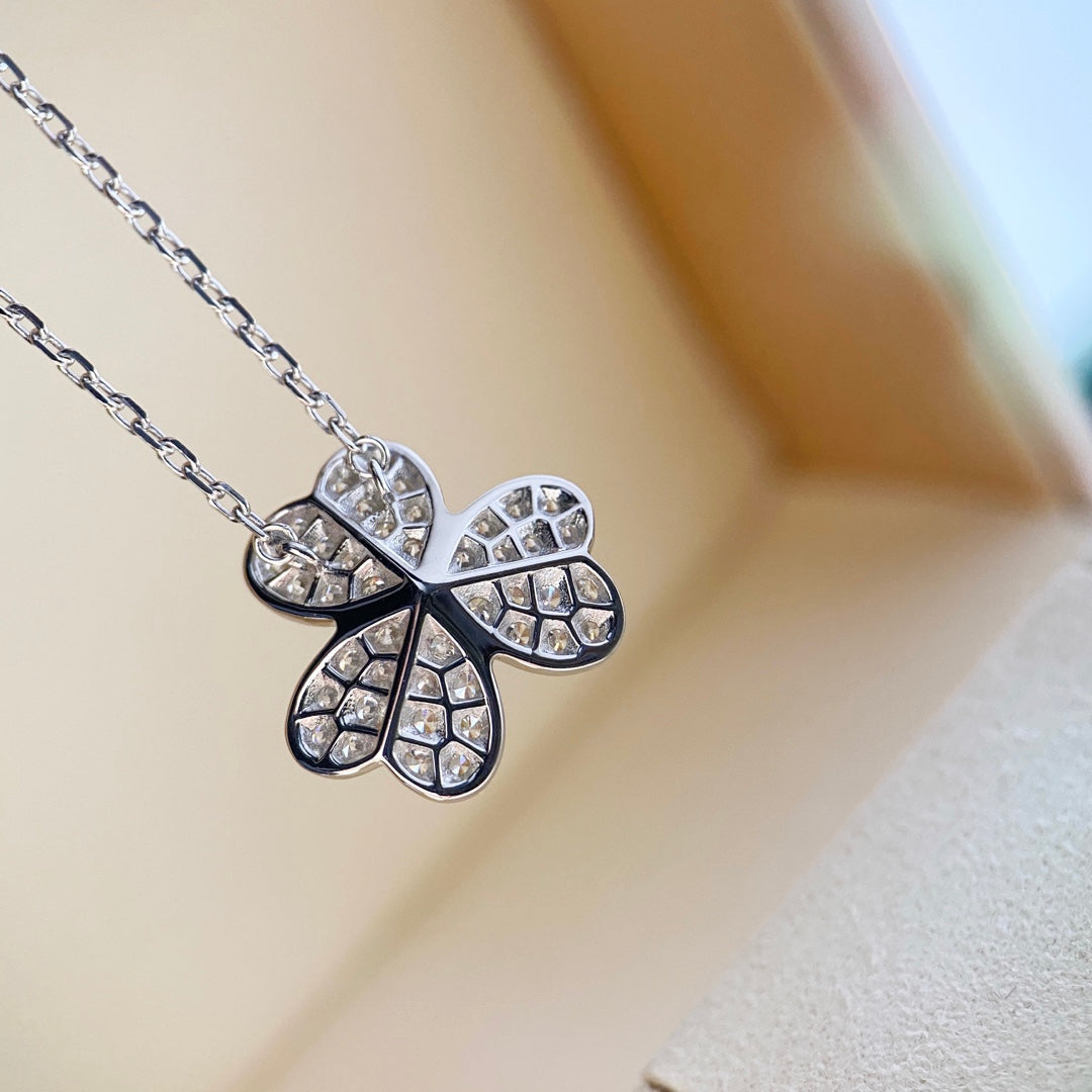 [Cadisa]CLOVER DIAMOND NECKLACE SILVER