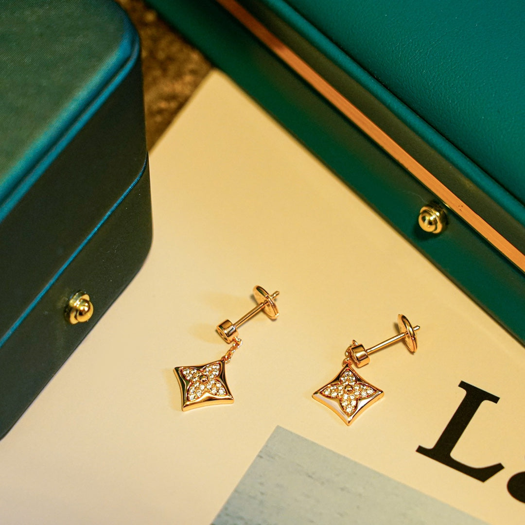 [Cadisa]STAR DIAMONDS EARRINGS GOLD