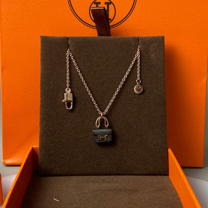[Cadisa]CONSTANCE BLACK PEDANT PINK GOLD NECKLACE