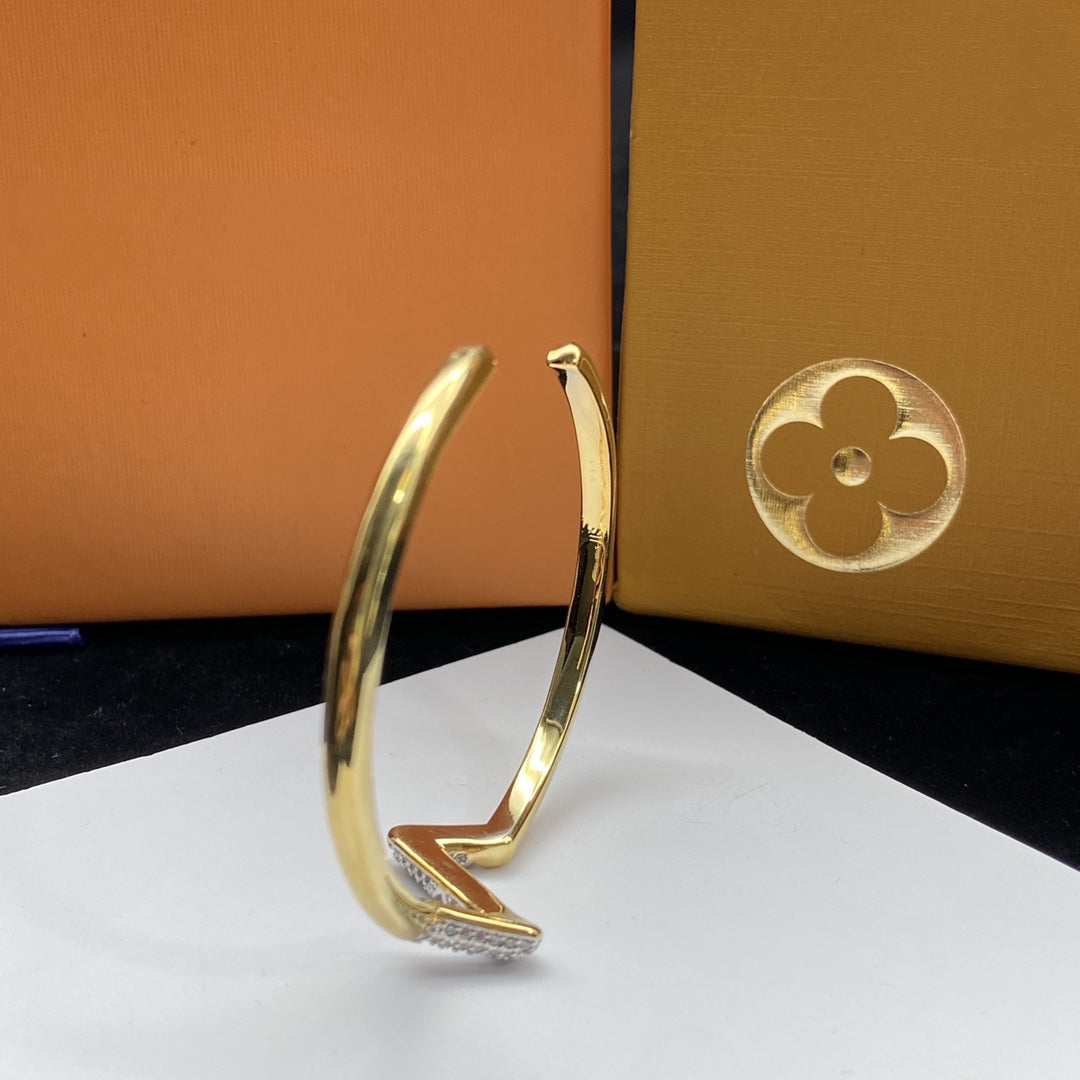 [Cadisa]VOLTE UPSITE DOWN DIAMOND GOLD OPEN BRACELET