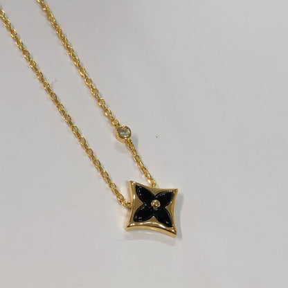 [Cadisa]STAR BLACK MOP NECKLACE