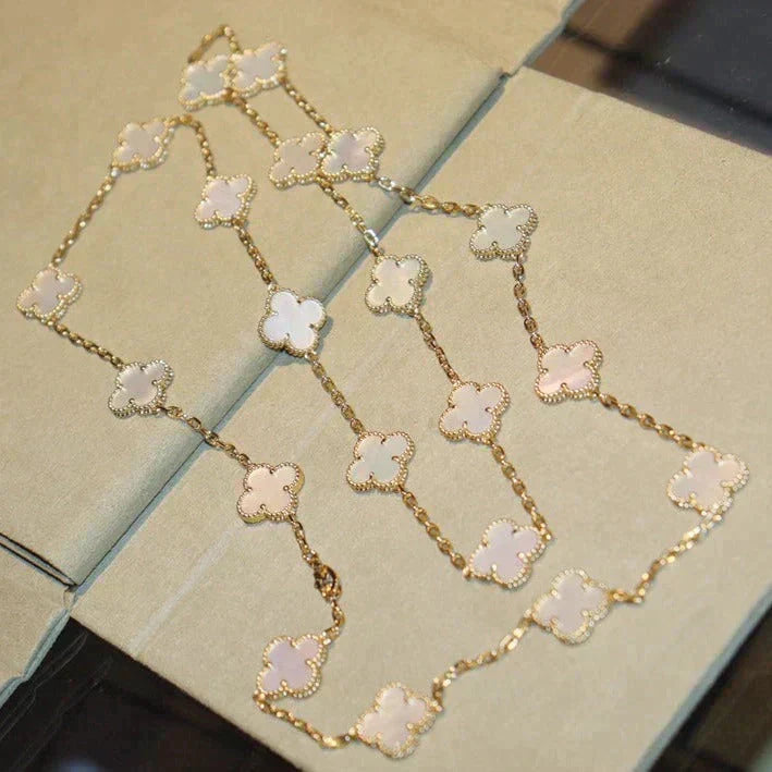 [Cadisa]CLOVER 20 MOTIFS WHITE MOP NECKLACE