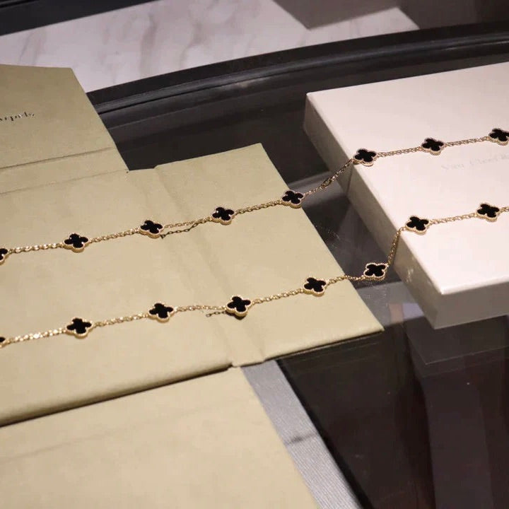 [Cadisa]CLOVER 20 MOTIFS ONYX NECKLACE
