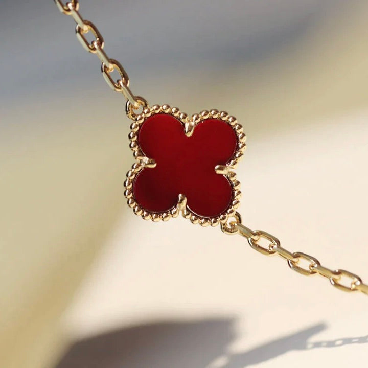[Cadisa]CLOVER 20 MOTIFS CARNELIAN NECKLACE