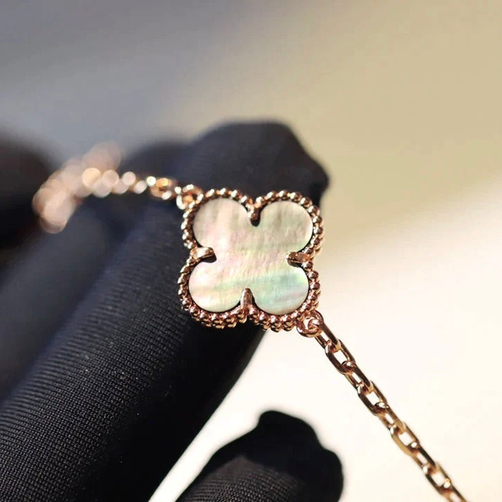 [Cadisa]CLOVER 20 MOTIFS DARK MOP DIAMOND  NECKLACE