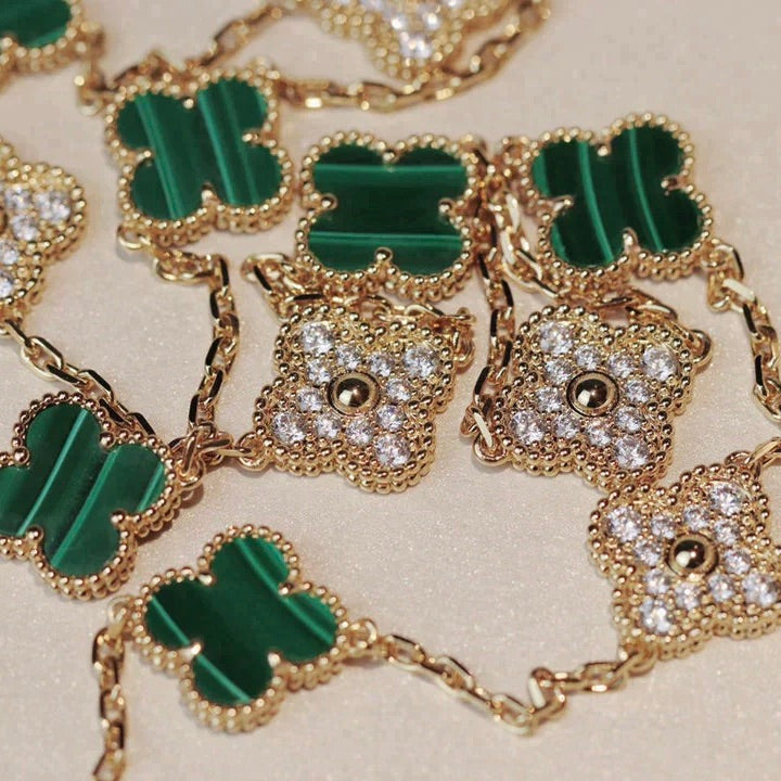 [Cadisa]CLOVER 20 MOTIFS MALACHITE DIAMOND NECKLACE