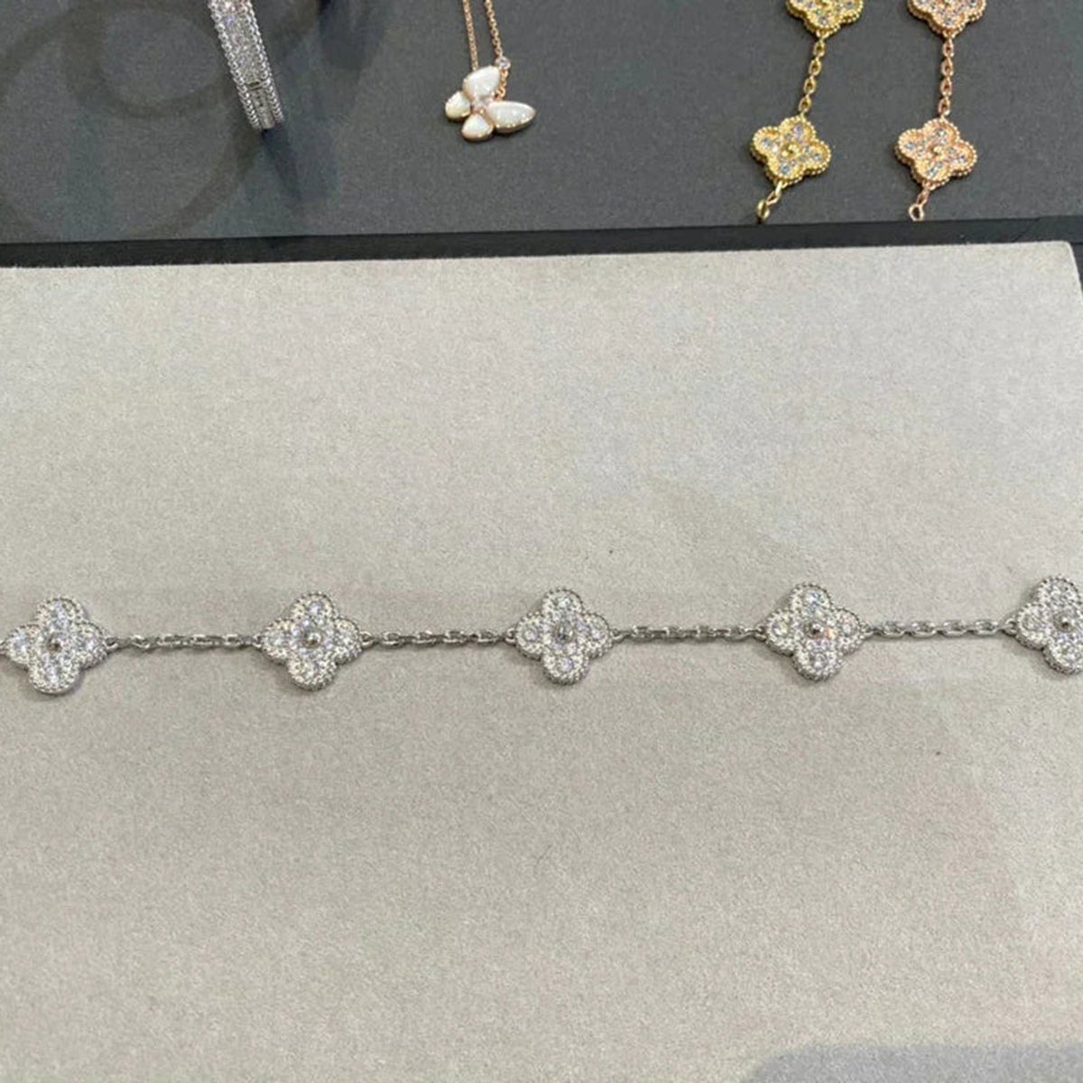 [Cadisa] CLOVER 5 MOTIF FULL DIAMOND BRACELET COLLECTION