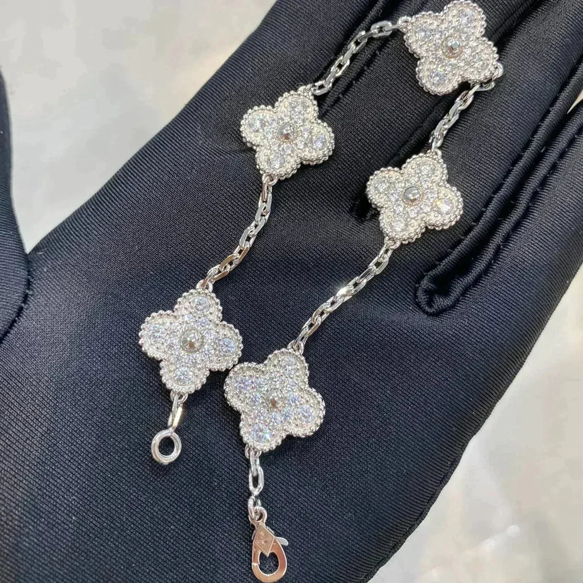 [Cadisa] CLOVER 5 MOTIF FULL DIAMOND BRACELET COLLECTION