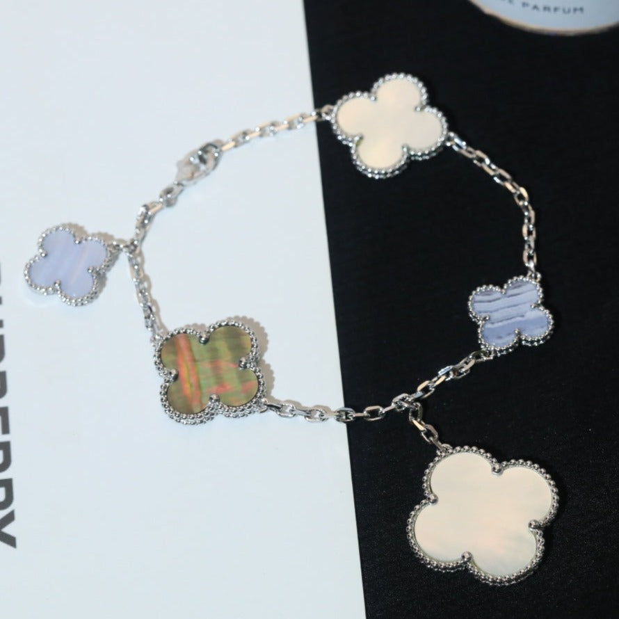[Cadisa]CLOVER BRACELET 5 MOTIFS MOP CHALCEDONY SILVER