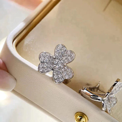 [Cadisa]CLOVER COMOS DIAMOND EARRINGS SILVER