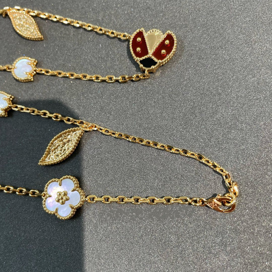 [Cadisa]LUCKY SPRING 15 MOTIFS GOLD NECKLACE