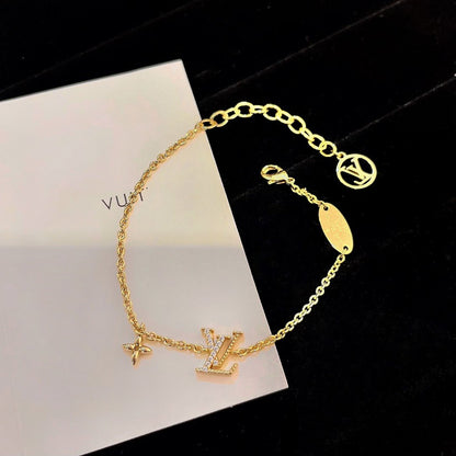 [Cadisa]LOGO STAR MOTIF GOLD BRACELET