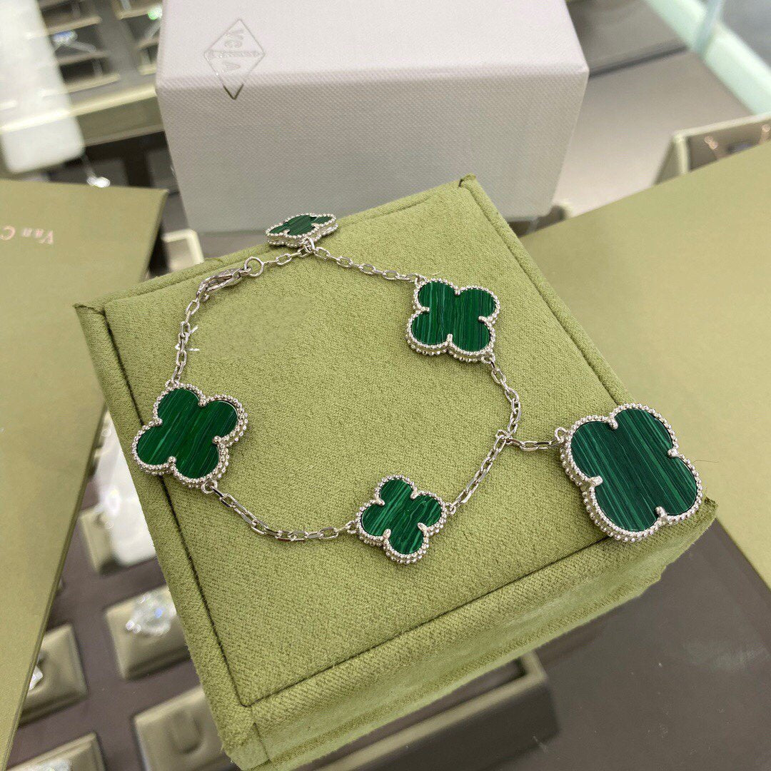 [Cadisa]CLOVER 5 MOTIFS SIVLER MALACHITE BRACELET