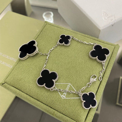 [Cadisa]CLOVER 5 MOTIFS SIVLER ONYX BRACELET