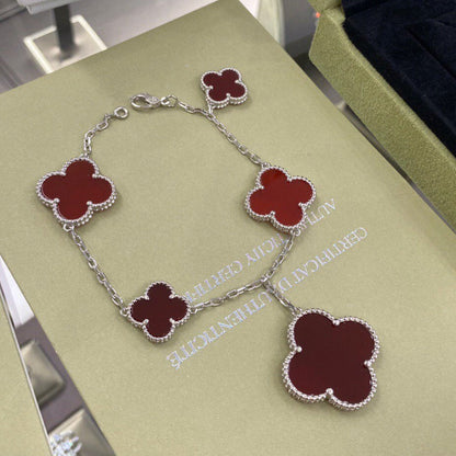 [Cadisa]CLOVER 5 MOTIFS SIVLER CARNELIAN BRACELET
