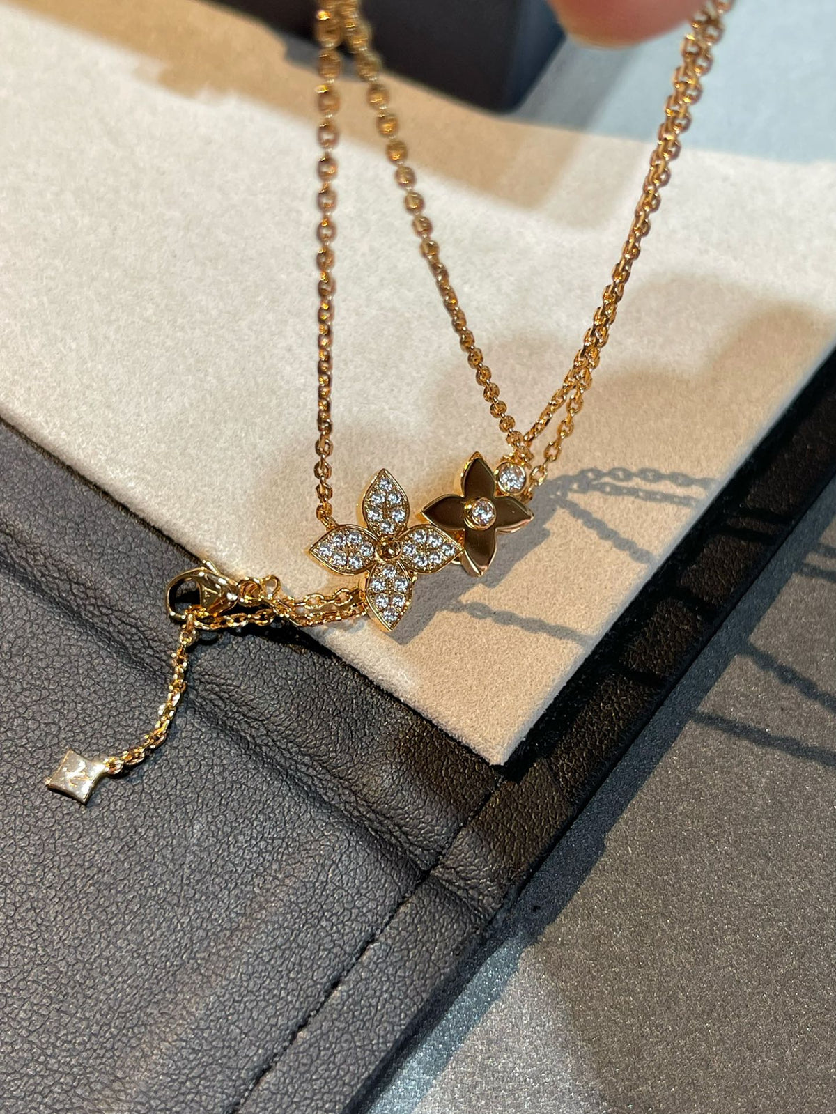 [Cadisa]STAR BLOSSOM NECKLACE PINK GOLD DIAMONDS