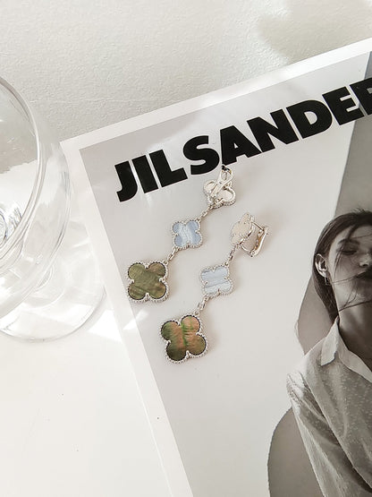 [Cadisa]CLOVER 3 MOTIFS CHALCEDONY DARK MOP SILVER EARRINGS