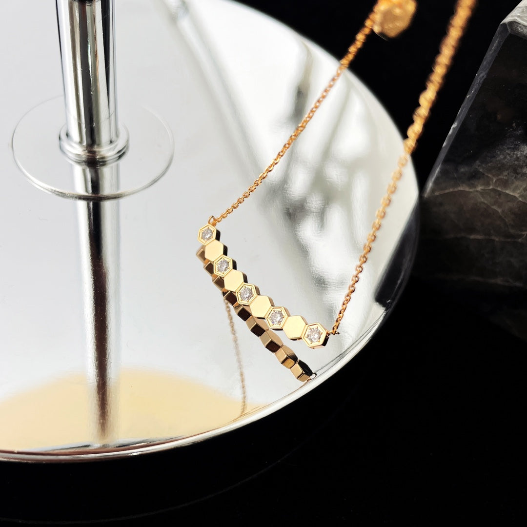 [Cadisa]BEE MY LOVE DIAMOND NECKLACE