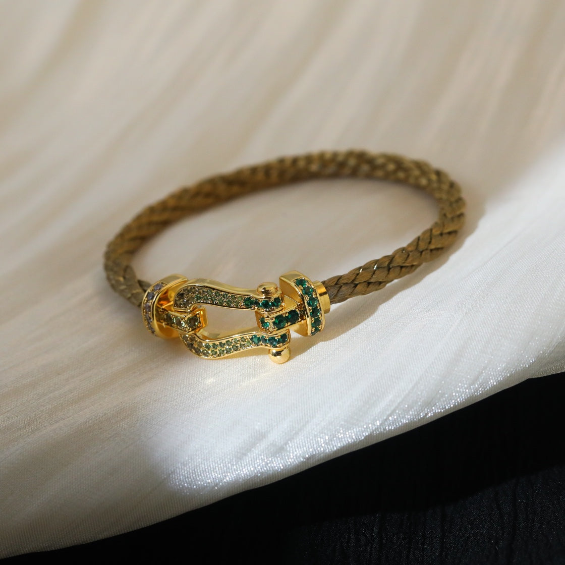 [Cadisa]FORCE 10 GOLD GREEN DIAMOND PAVED