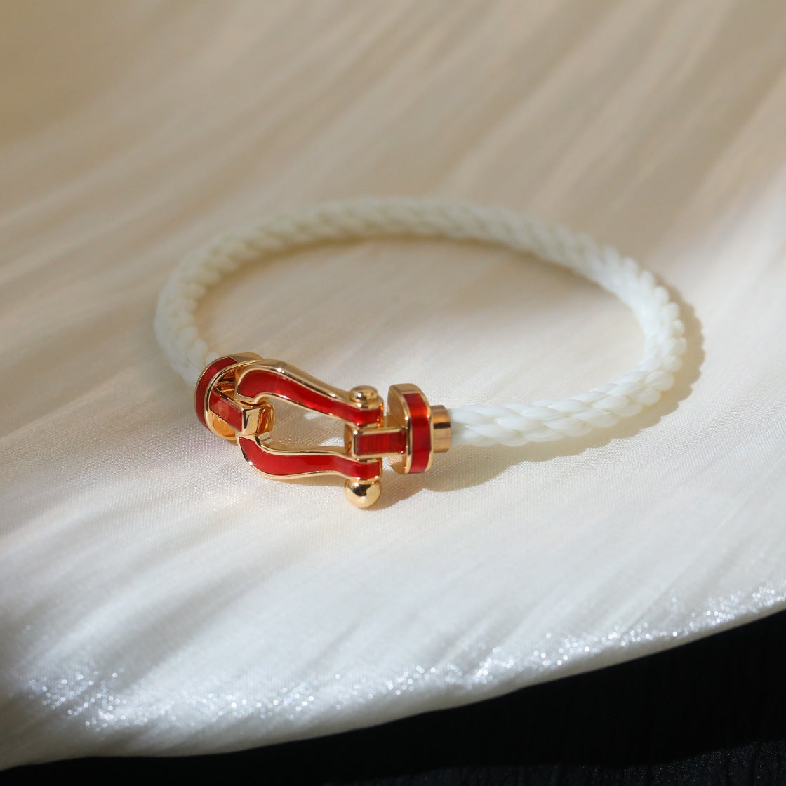 [Cadisa]FORCE 10 WHITE TEXTILE DIAMOND PAVED