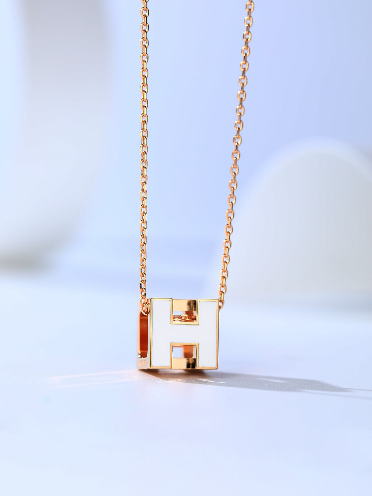 [Cadisa]H CAGE PINK GOLD NECKLACE