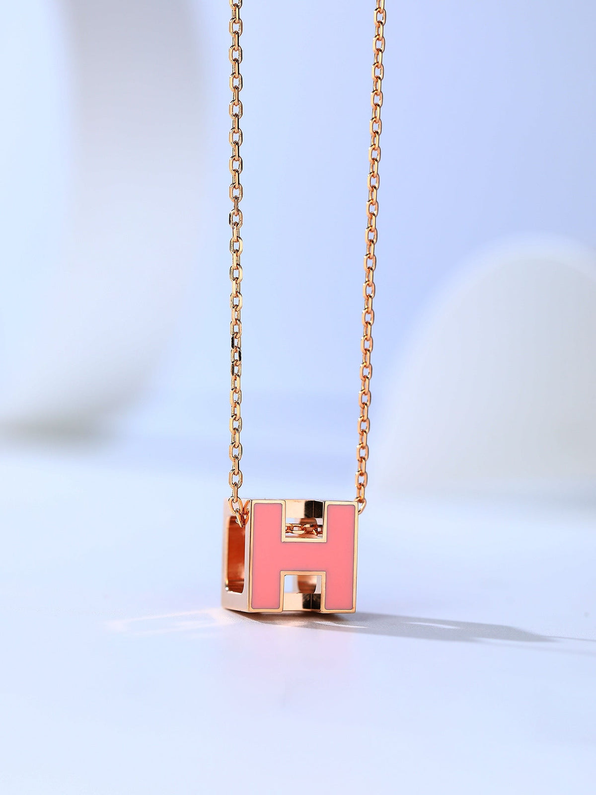 [Cadisa]H CAGE PINK GOLD NECKLACE