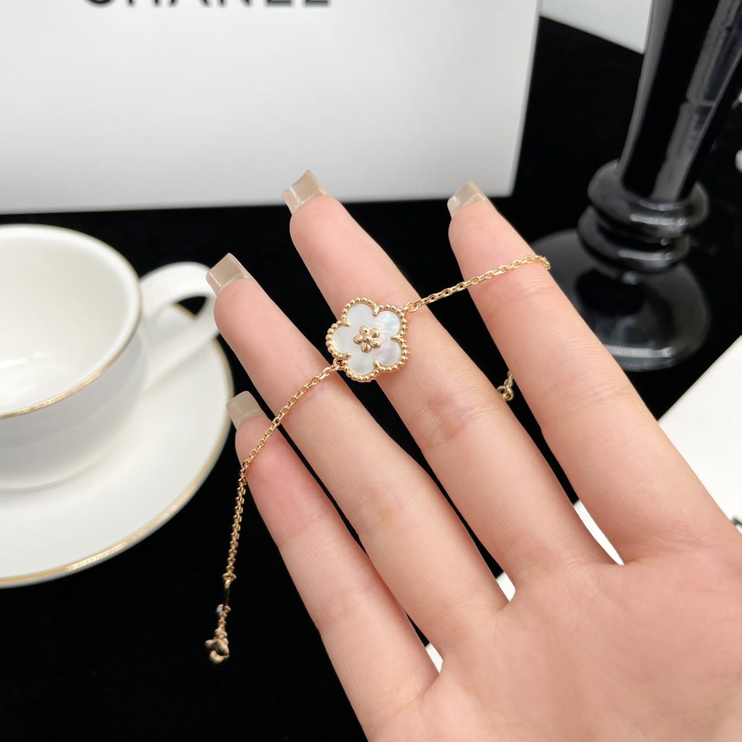 [Cadisa]LUCKY SPRING ROSE GOLD MOP BRACELET