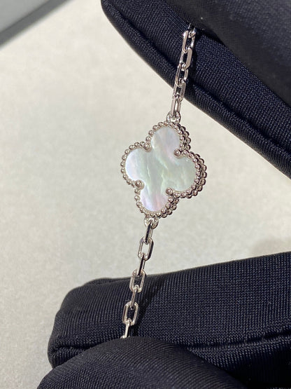 [Cadisa]CLOVER WHITE PEARL MOP 5 MOTIF BRACELET COLLECTION