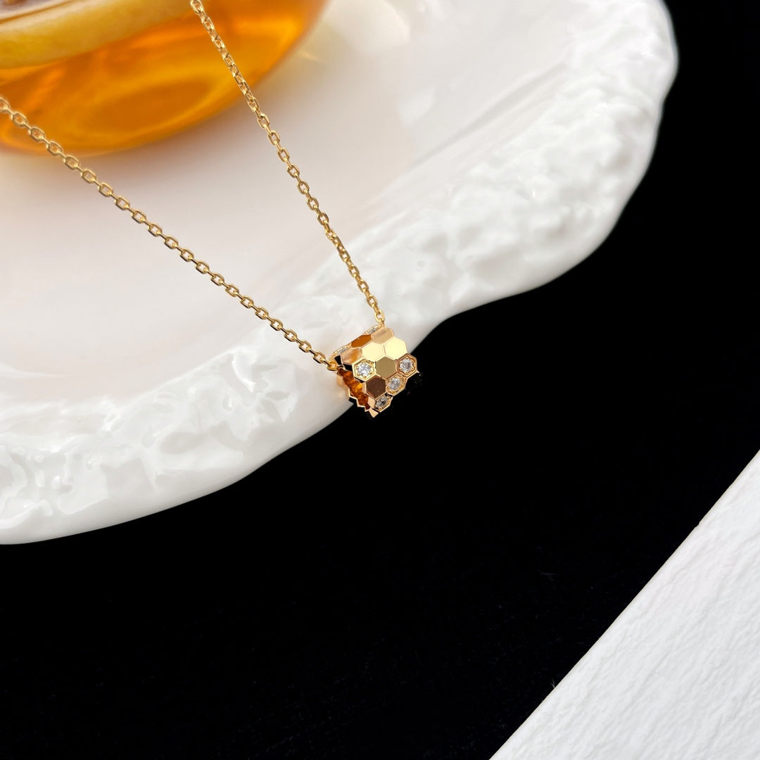 [Cadisa]BEE MINI PEDANT DIAMOND NECKLACE