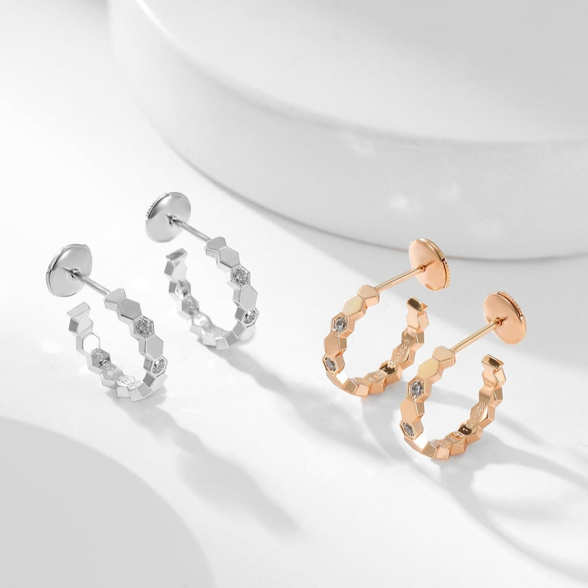 [Cadisa]BEE LOVE DIAMOND HOOP EARRINGS