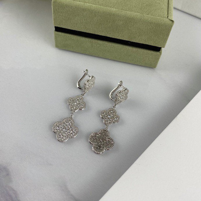 [Cadisa]CLOVER 3 MOTIF DIAMOND SILVER DROP EARRINGS
