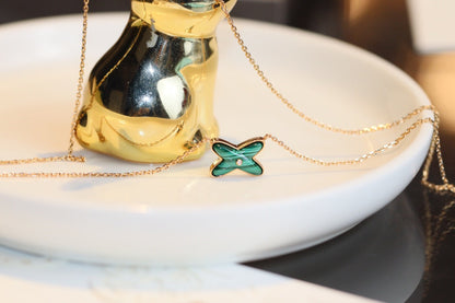 [Cadisa]JEUX MALACHITE 1 DIAMOND PINK GOLD NECKLACE