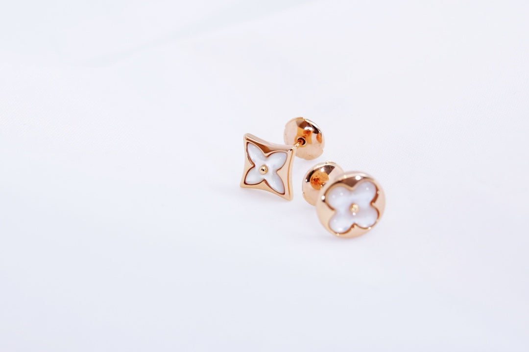 [Cadisa]STAR AND SUN PINK GOLD MOP STUD EARRINGS